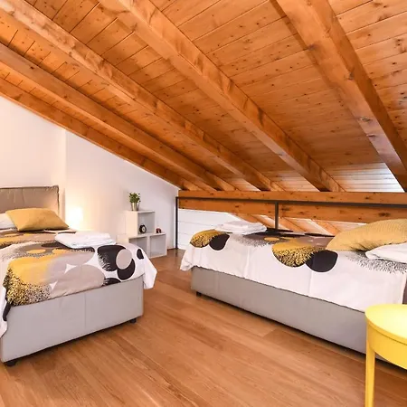 Al Ponte Apartment