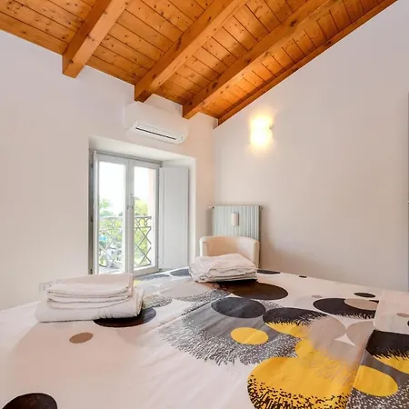 Al Ponte Apartment